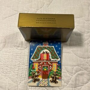 Vintage Avon Cute as a Cookie Pierced Earrings